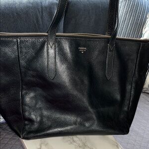Fossil Black Leather Shoulder Bag